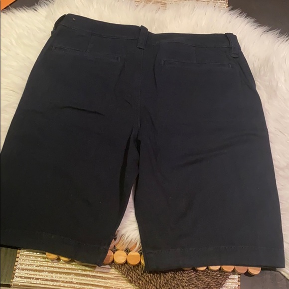 Boys At the Knee Twill Shorts - Picture 3 of 4